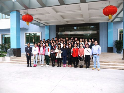 44 étudiants de Shunde école polytechnique visitée et étudiée à Lanson 